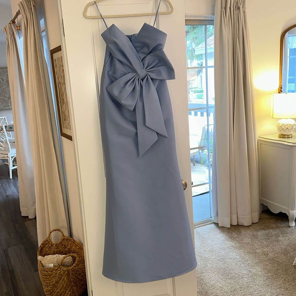 Badgley Mischka strapless bow gown - Picture 1 of 6